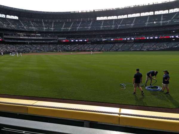 T-Mobile Park, section: 106, row: 23, seat: 10