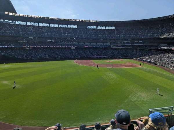 T-Mobile Park, section: 185, row: 6, seat: 9