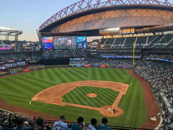T-Mobile Park, section: 333, row: 5, seat: 6