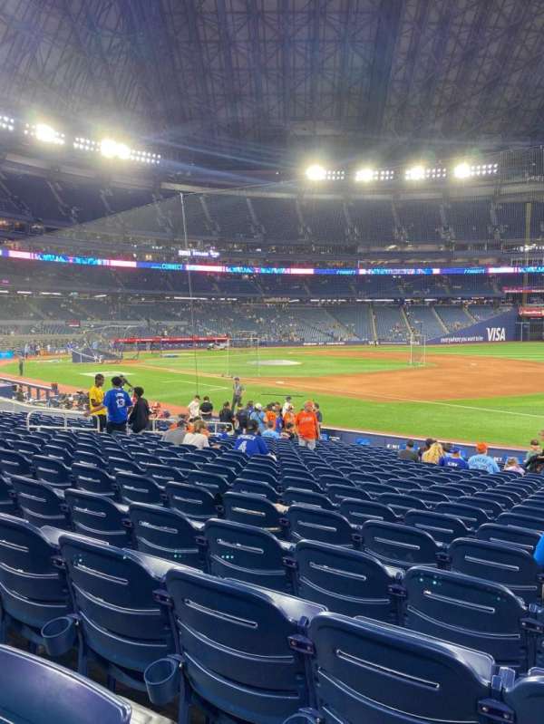 Rogers Centre, section: 114, row: 20, seat: 1