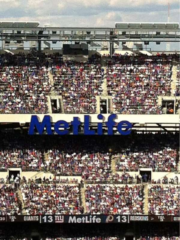 MetLife Stadium, section: 327, row: 21, seat: 18