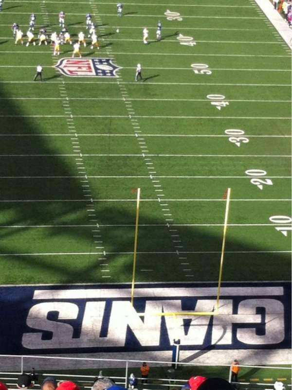 MetLife Stadium, section: 327, row: 21, seat: 18