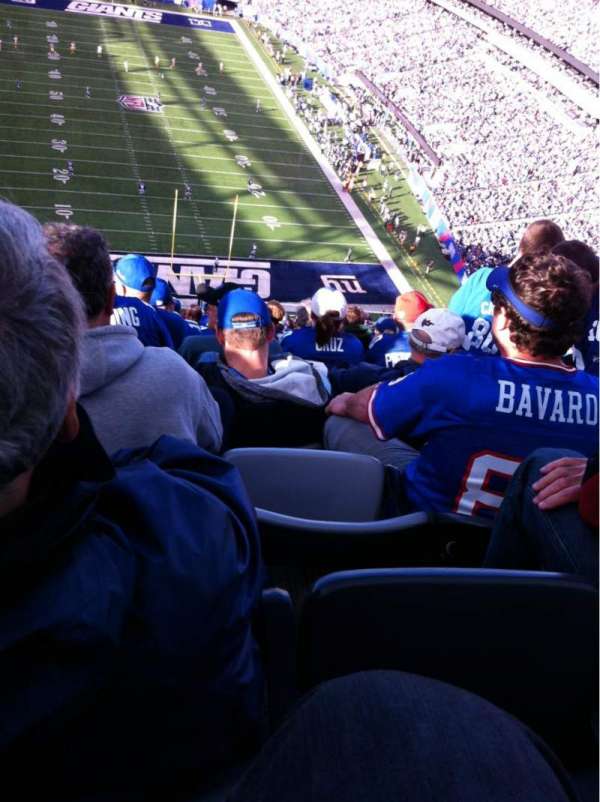 MetLife Stadium, section: 327, row: 21, seat: 18
