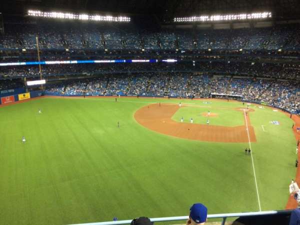 Rogers Centre, section: 540, row: 4, seat: 9
