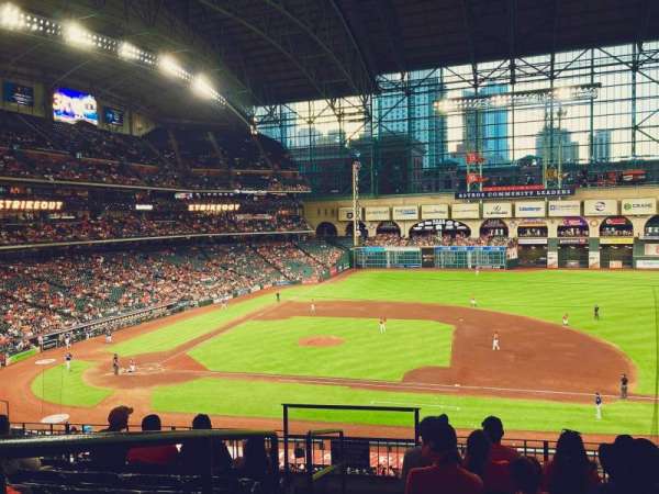 Daikin Park, section: 226, row: 7, seat: 1