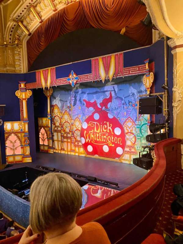 Theatre Royal Wakefield, section: Cricle, row: B, seat: 7