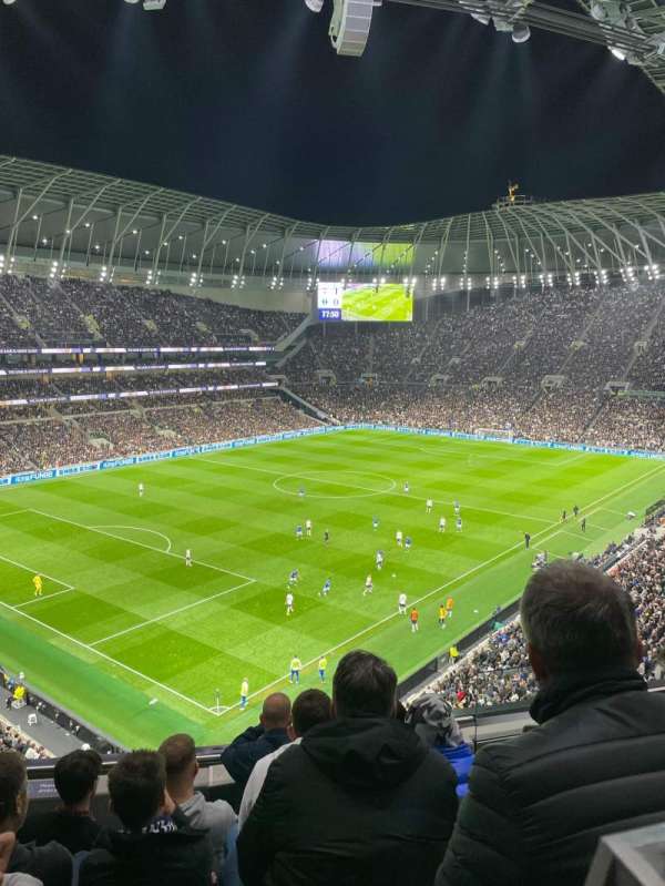 Tottenham Hotspur Stadium, section: 510, row: 5, seat: 1