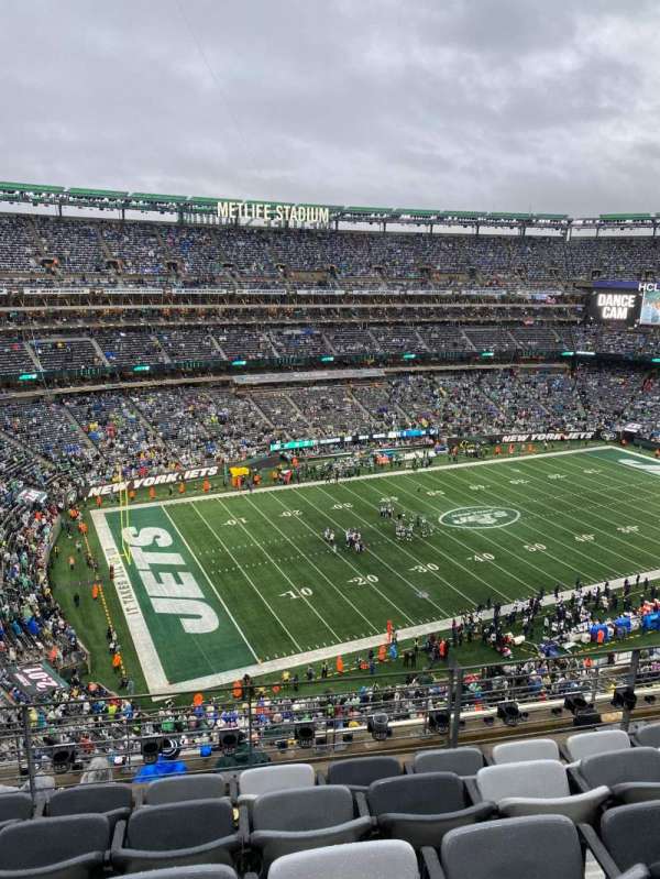 MetLife Stadium, section: 343, row: 9, seat: 12