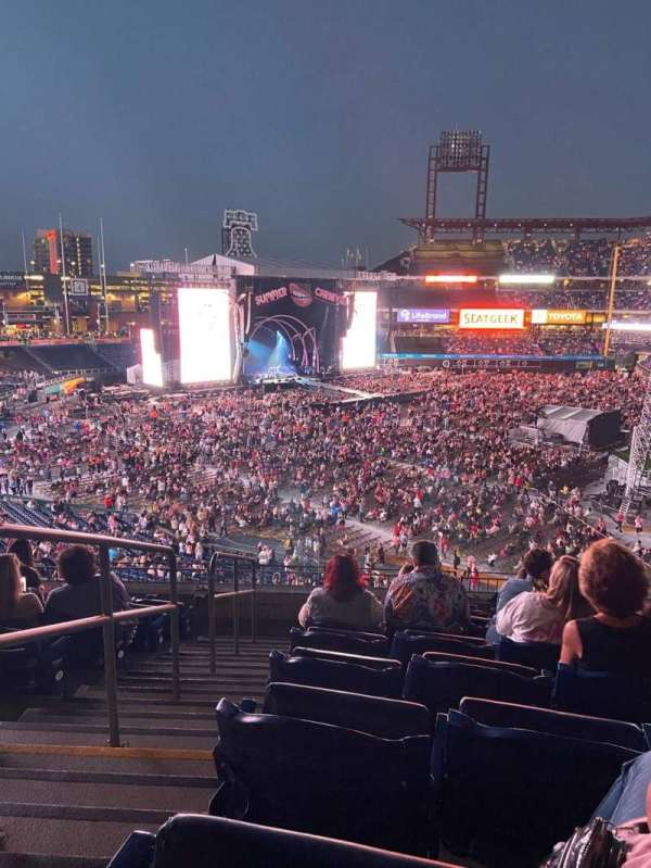 Citizens Bank Park, section: 231, row: 8, seat: 11