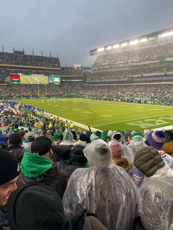 Lincoln Financial Field, section: 126, row: 26, seat: 9