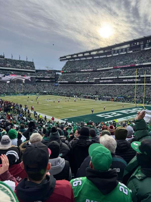 Lincoln Financial Field, section: 126, row: 26, seat: 9