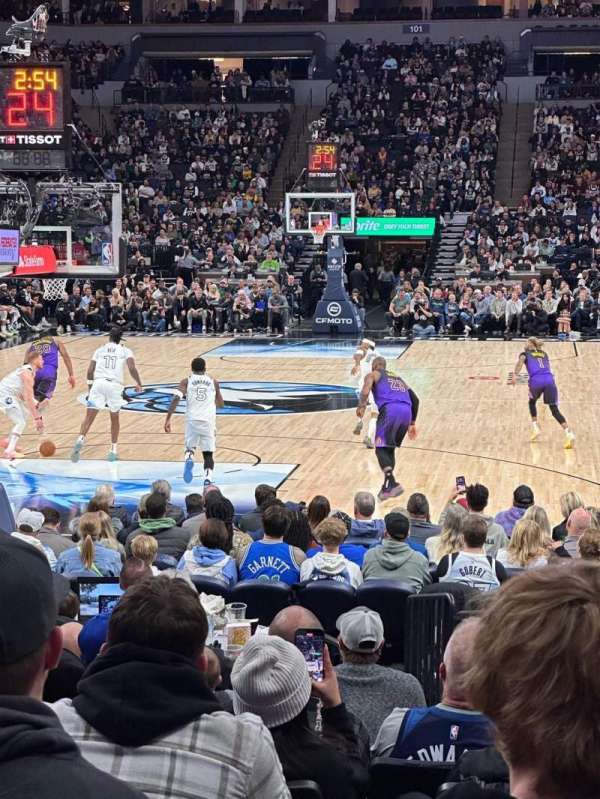 Target Center, section: 120, row: E, seat: 4