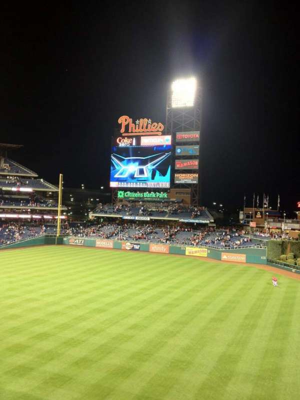 Citizens Bank Park, section: 208, row: 1, seat: 8