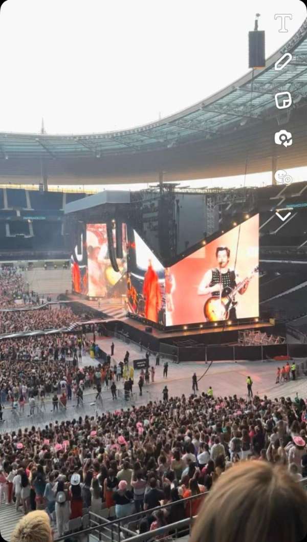 Stade de France, section: E11, row: 39, seat: 17