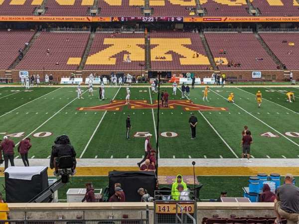 Huntington Bank Stadium, section: 141, row: 16, seat: 1