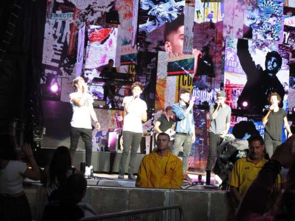 Jones Beach Theater, section: C, row: M, seat: 10