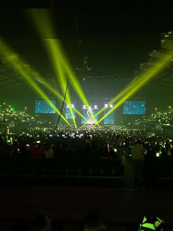 OVO Arena, Wembley, section: E2, row: D, seat: 45