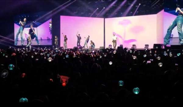 Accor Arena, section: GRADIN F, row: 28, seat: 13