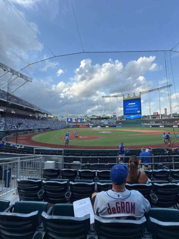 Kauffman Stadium, section: 130, row: F, seat: 4