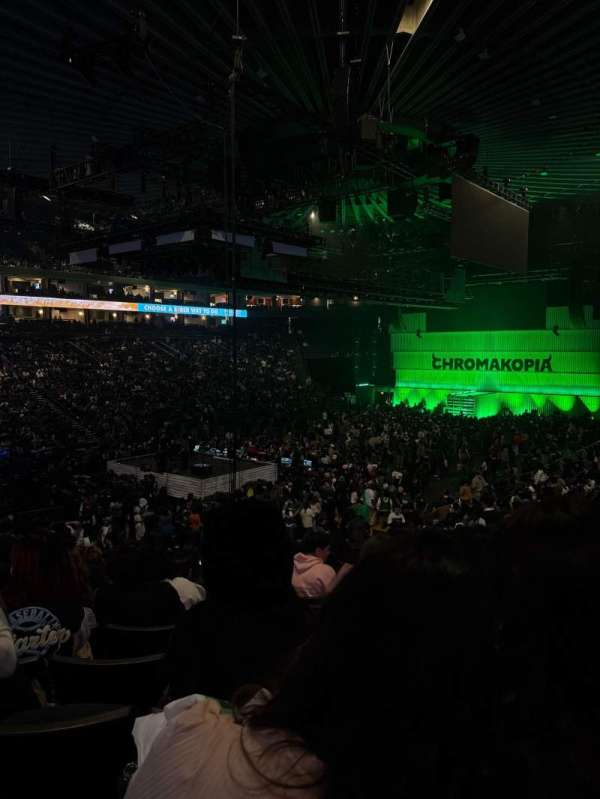 Oakland Arena, section: 105, row: 21, seat: 11