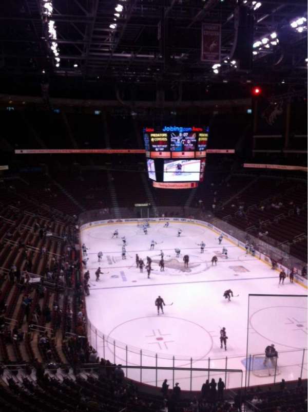Desert Diamond Arena, section: 225, row: B, seat: 1
