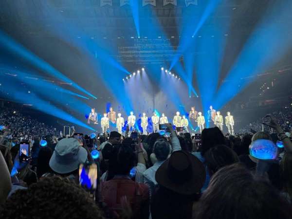Capital One Arena, section: Floor 5, row: G, seat: 4