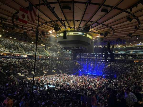 Madison Square Garden, section: 104, row: 22, seat: 1