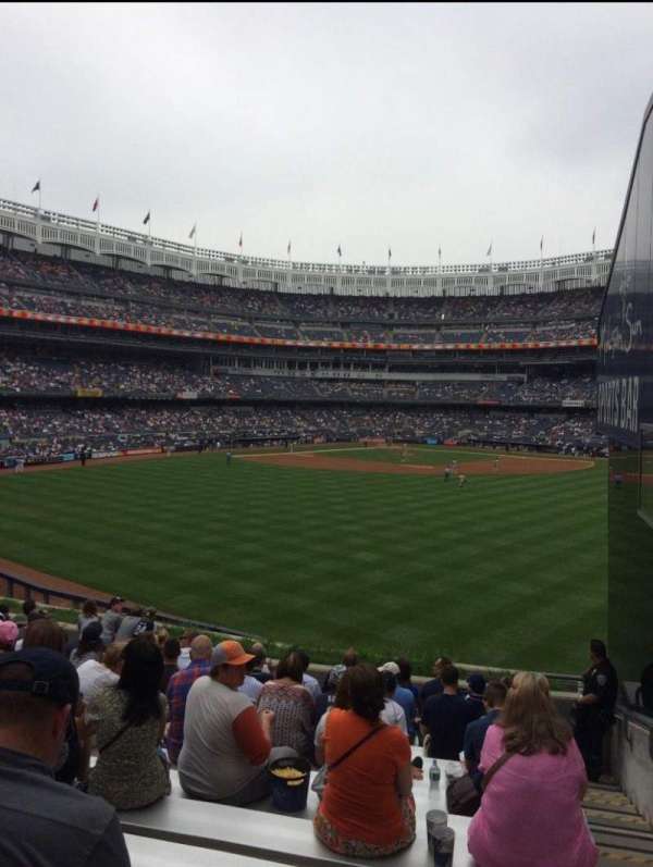 Yankee Stadium, section: 202, row: 10, seat: 31
