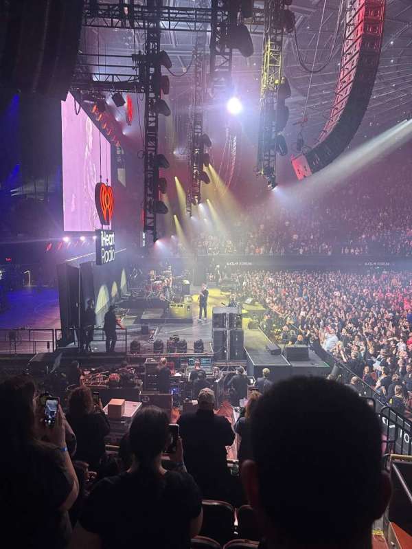 Kia Forum, section: 124, row: 6, seat: 10