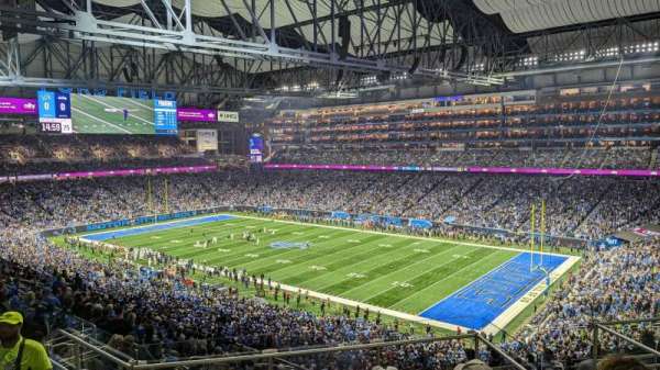 Ford Field, section: 337, row: 10, seat: 8