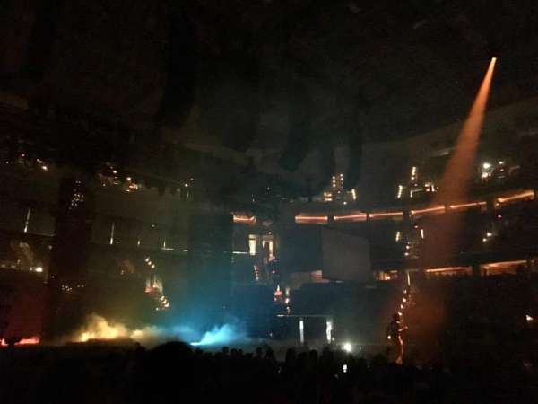 Capital One Arena, section: 121, row: B, seat: 21