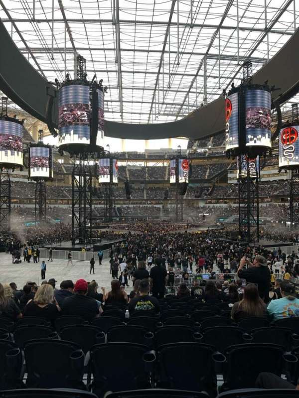 SoFi Stadium, section: 121, row: 14, seat: 12