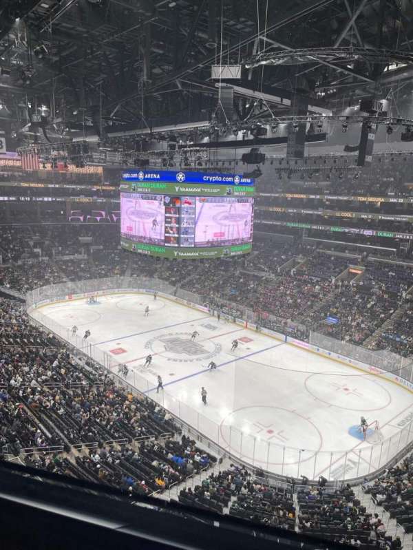 Crypto.com Arena, section: 314, row: 1, seat: 5