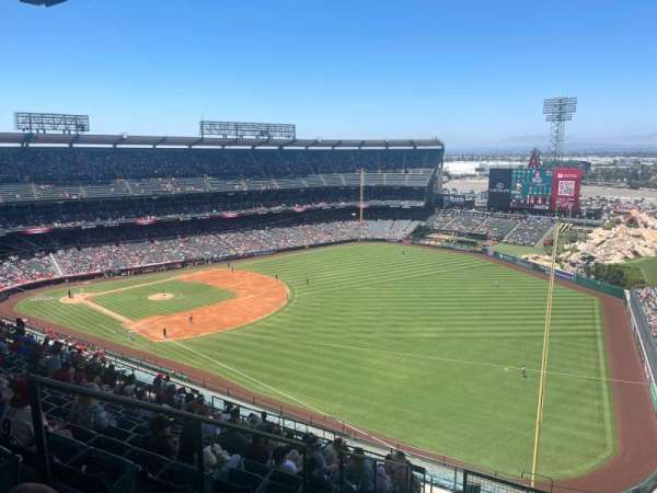 Angel Stadium, section: 535, row: N, seat: 4