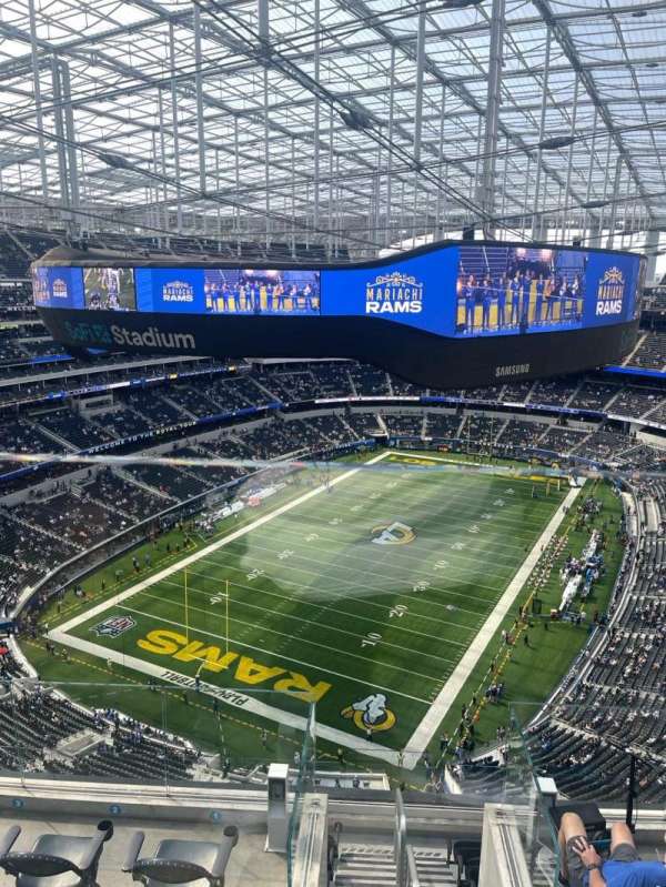 SoFi Stadium, section: 528, row: 1, seat: 11