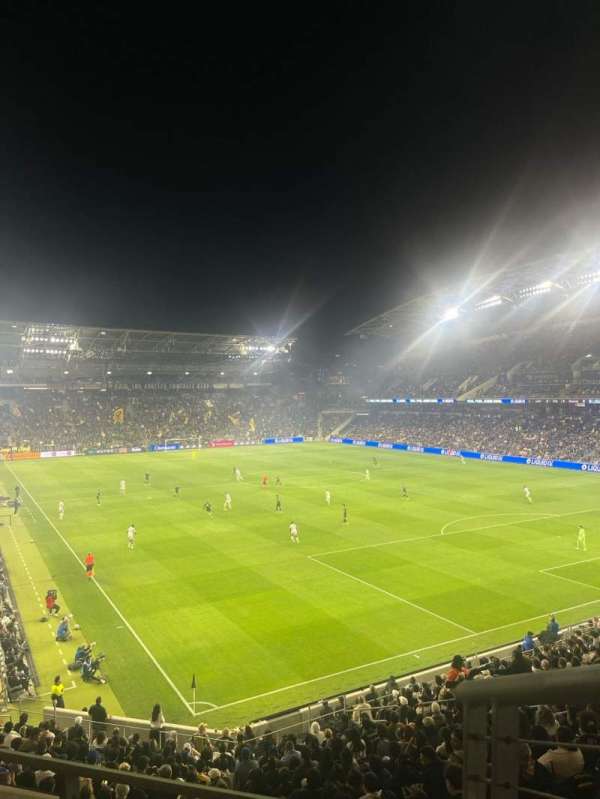 BMO Stadium, section: 225, row: B, seat: 1