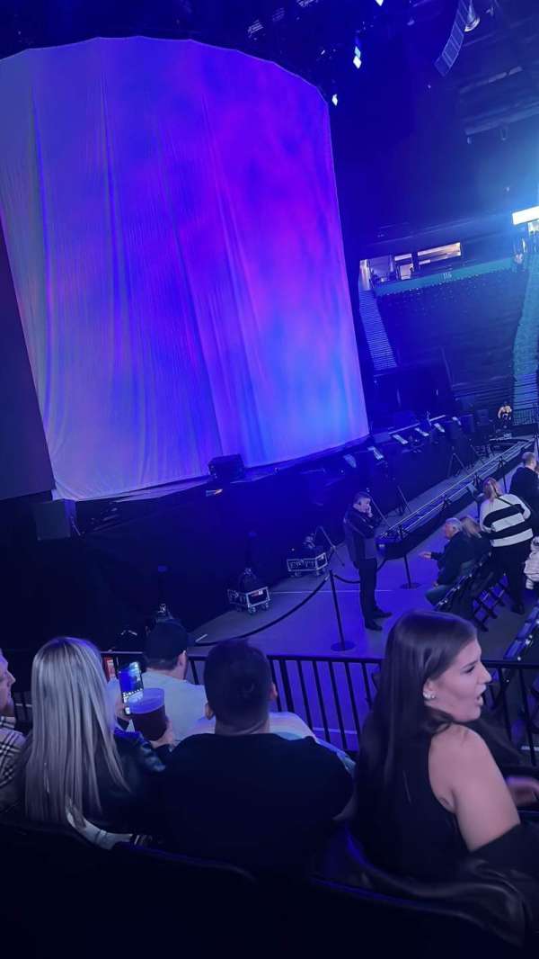 AO Arena, section: 102, row: E, seat: 14