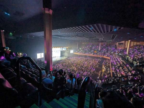 Bill Graham Civic Auditorium, section: 213, row: O, seat: 1