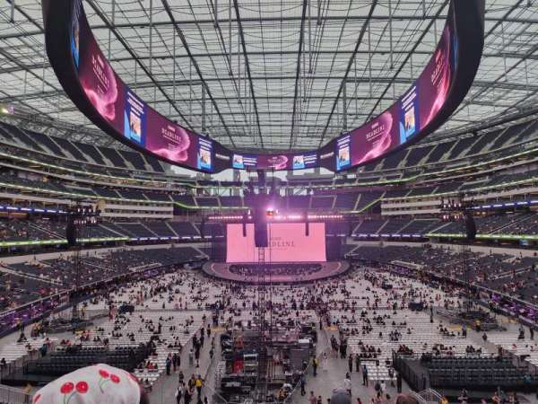 SoFi Stadium, section: 233, row: 5, seat: 19