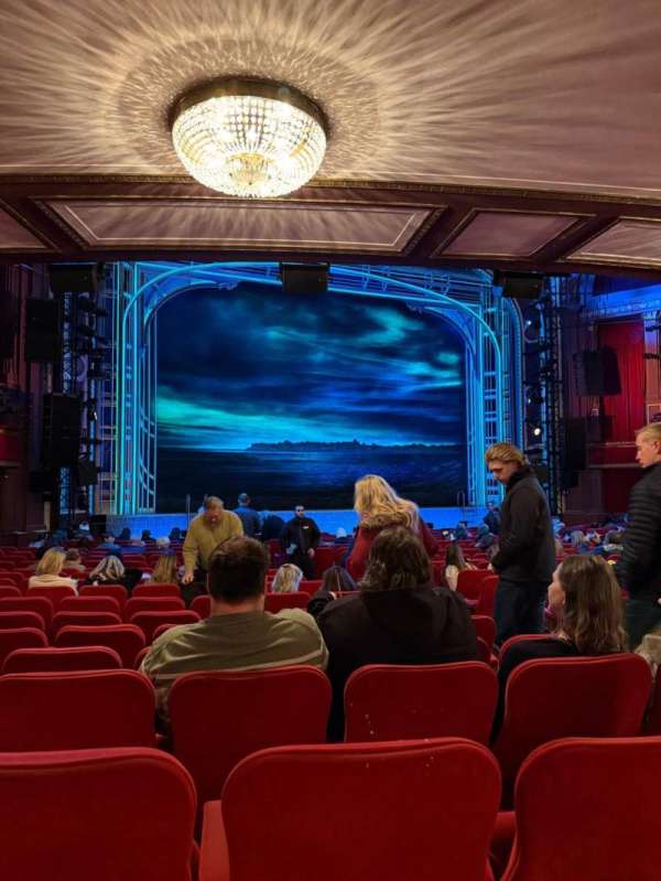 Broadway Theatre - 53rd Street, section: Orchestra L, row: T, seat: 10