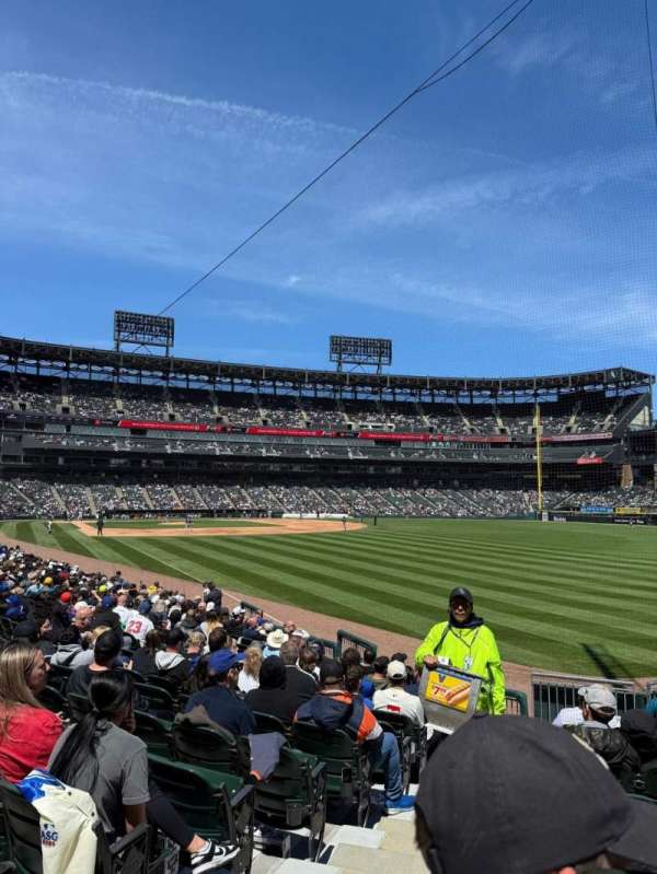 Rate Field, section: 109, row: 16, seat: 11