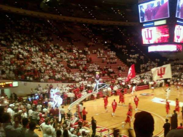 Simon Skjodt Assembly Hall, section: F, row: 9