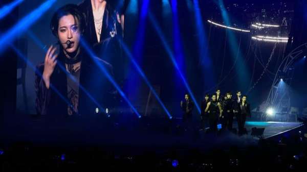 Oakland Arena, section: 105, row: 1, seat: 5