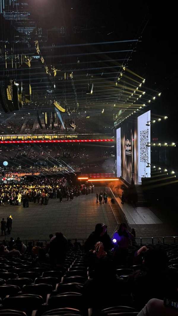 Paris La Défense Arena, section: 116, row: 27, seat: 41