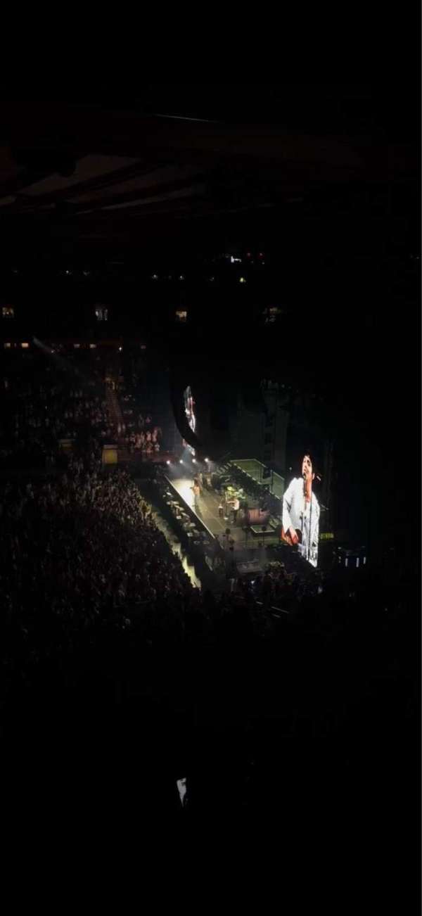 Madison Square Garden, section: 212, row: 9, seat: 1