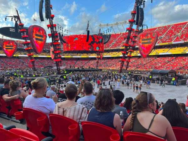 Arrowhead Stadium, section: 114, row: 18, seat: 13