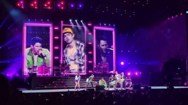 White River Amphitheatre, section: 104, row: 1, seat: 10