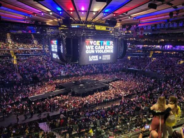 Madison Square Garden, section: 222, row: 5, seat: 10