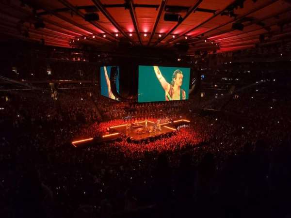 Madison Square Garden, section: 222, row: 5, seat: 10