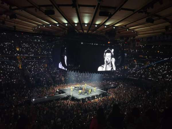 Madison Square Garden, section: 222, row: 5, seat: 10